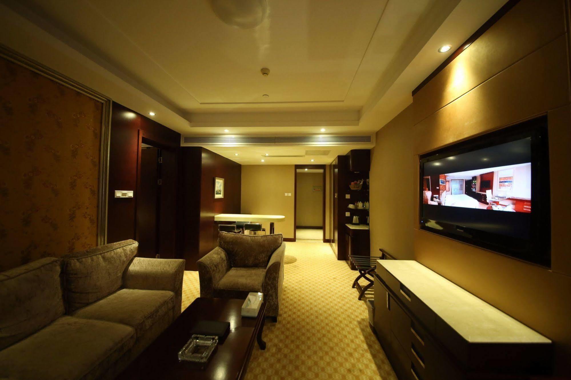 Yantai Asia Hotel Екстер'єр фото