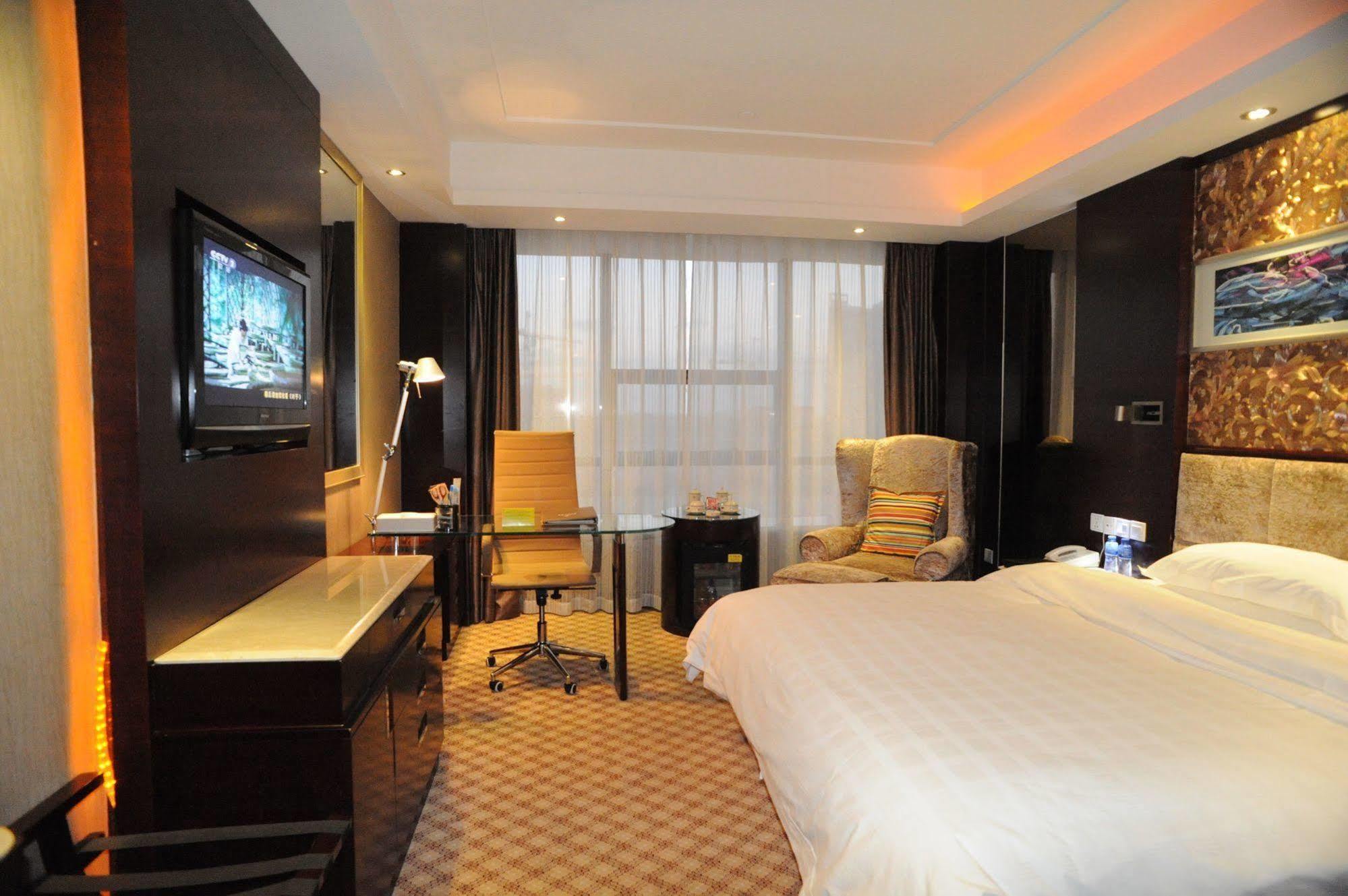 Yantai Asia Hotel Екстер'єр фото
