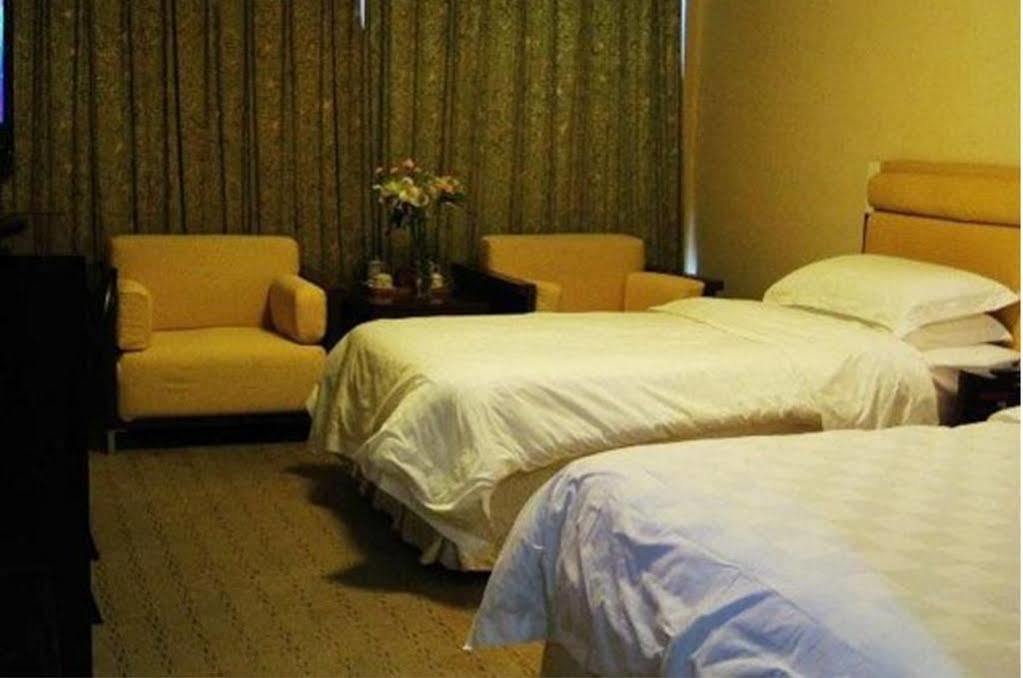 Yantai Asia Hotel Екстер'єр фото