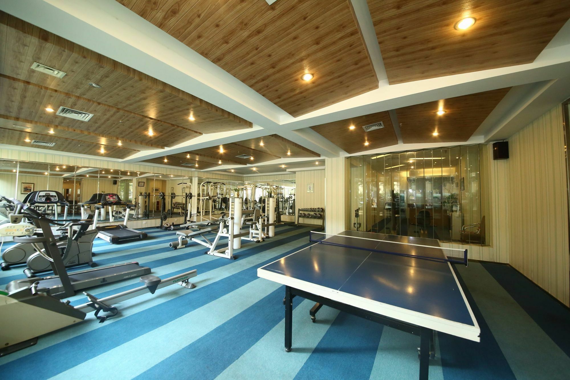 Yantai Asia Hotel Екстер'єр фото